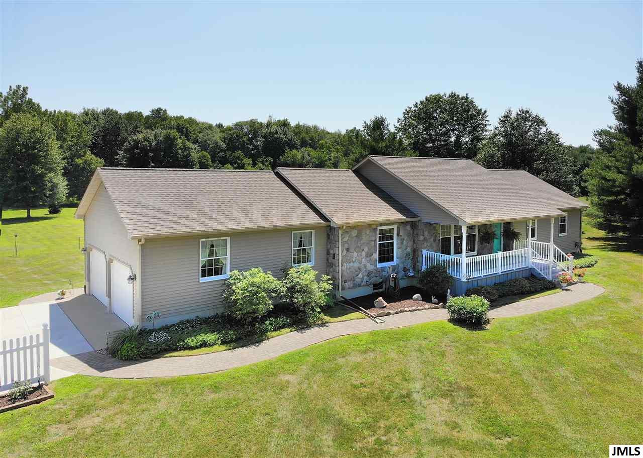 1869 Crouch Road Jackson, MI 49201 - Photo 1 of 26 Photo 1