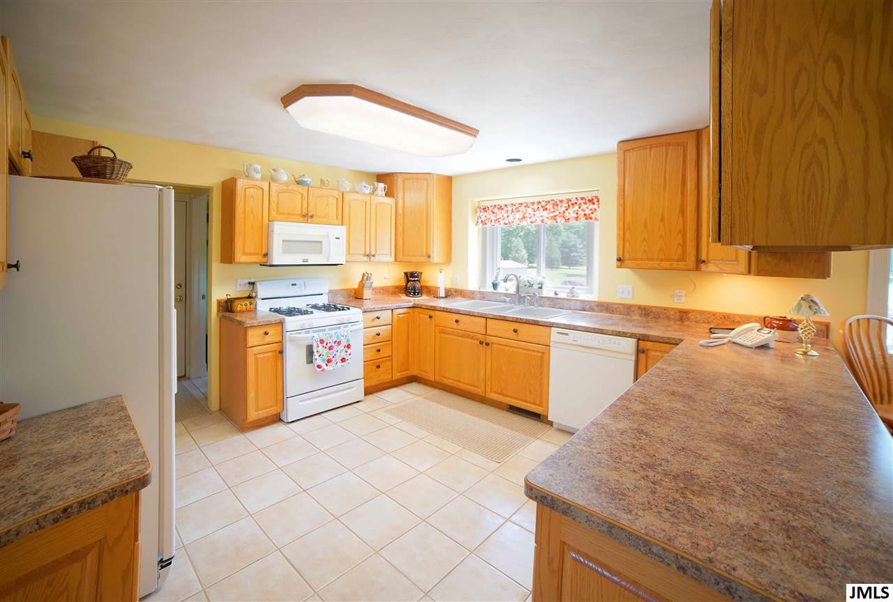 1869 Crouch Road Jackson, MI 49201 - Photo 12 of 26 Photo 12