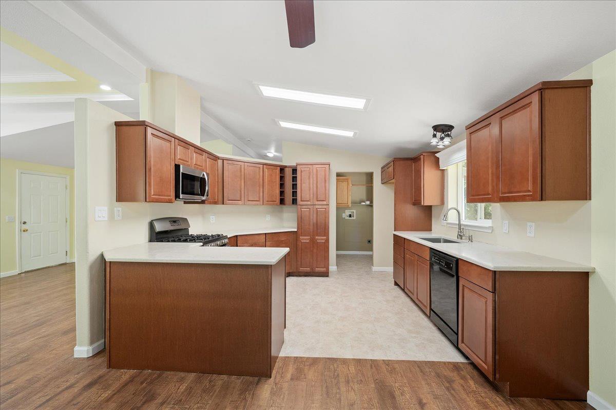 21819 Todd Valley Road Foresthill, CA 95631 - Photo 11 of 37
