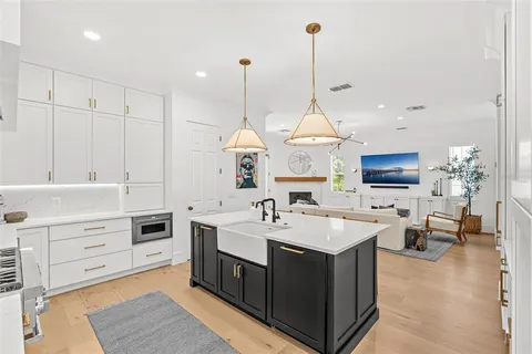 $1,339,000 | 1900 Gerda Terrace, Orlando, FL 32804