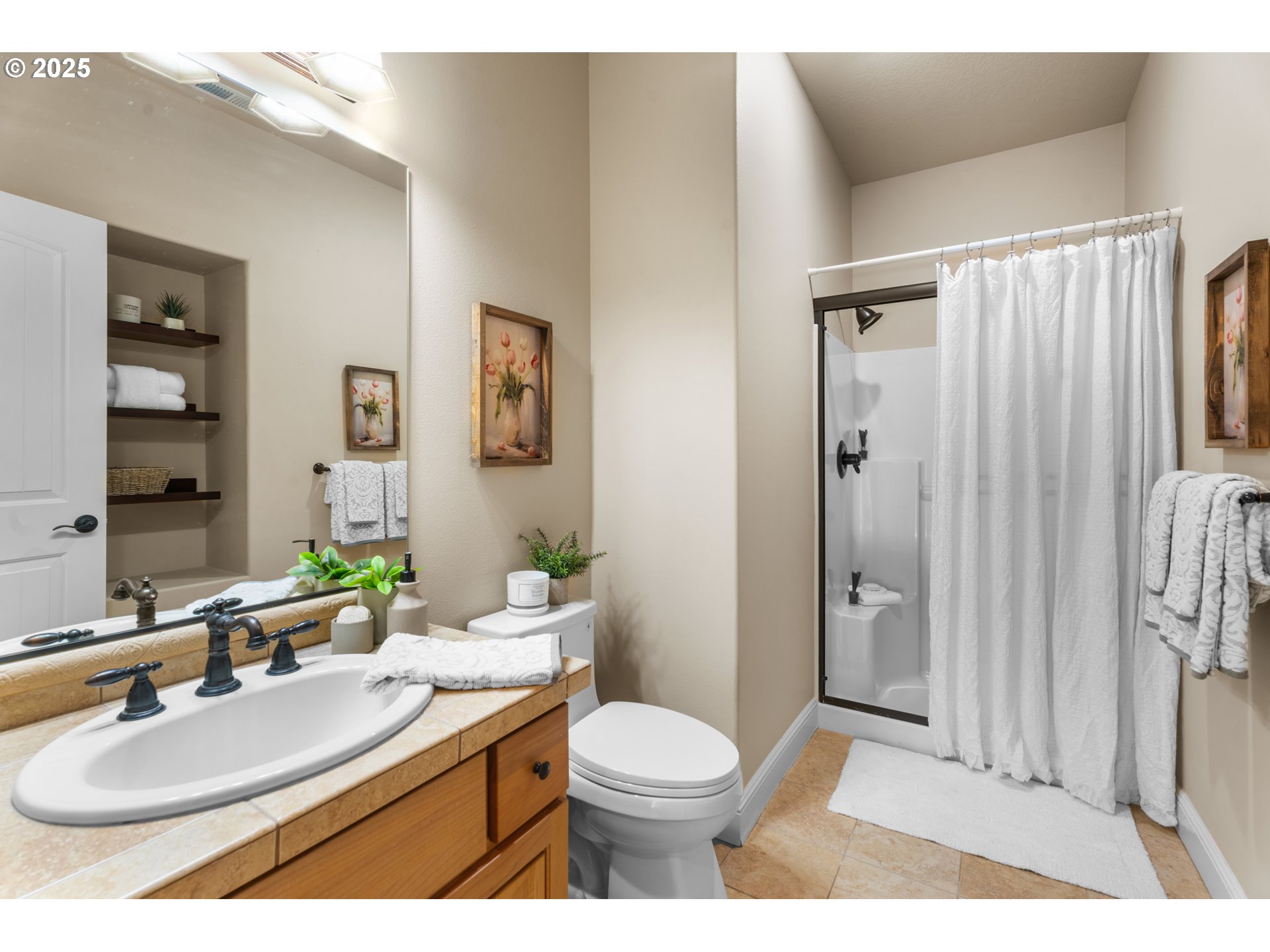 3296 Ridge Pointe Drive Forest Grove, OR 97116 - Photo 19 of 48 Bathroom