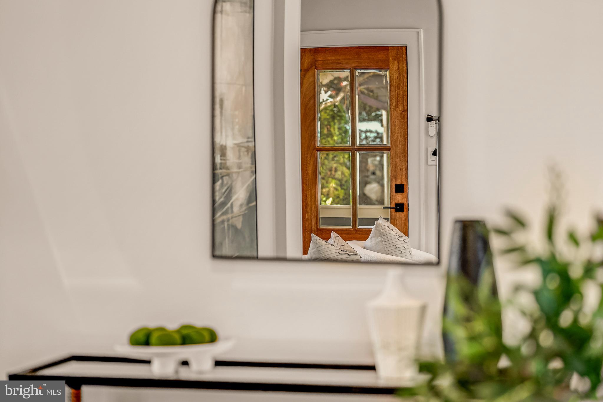 5921 Chesterbrook Road McLean, VA 22101 - Photo 16 of 76 Dining Room