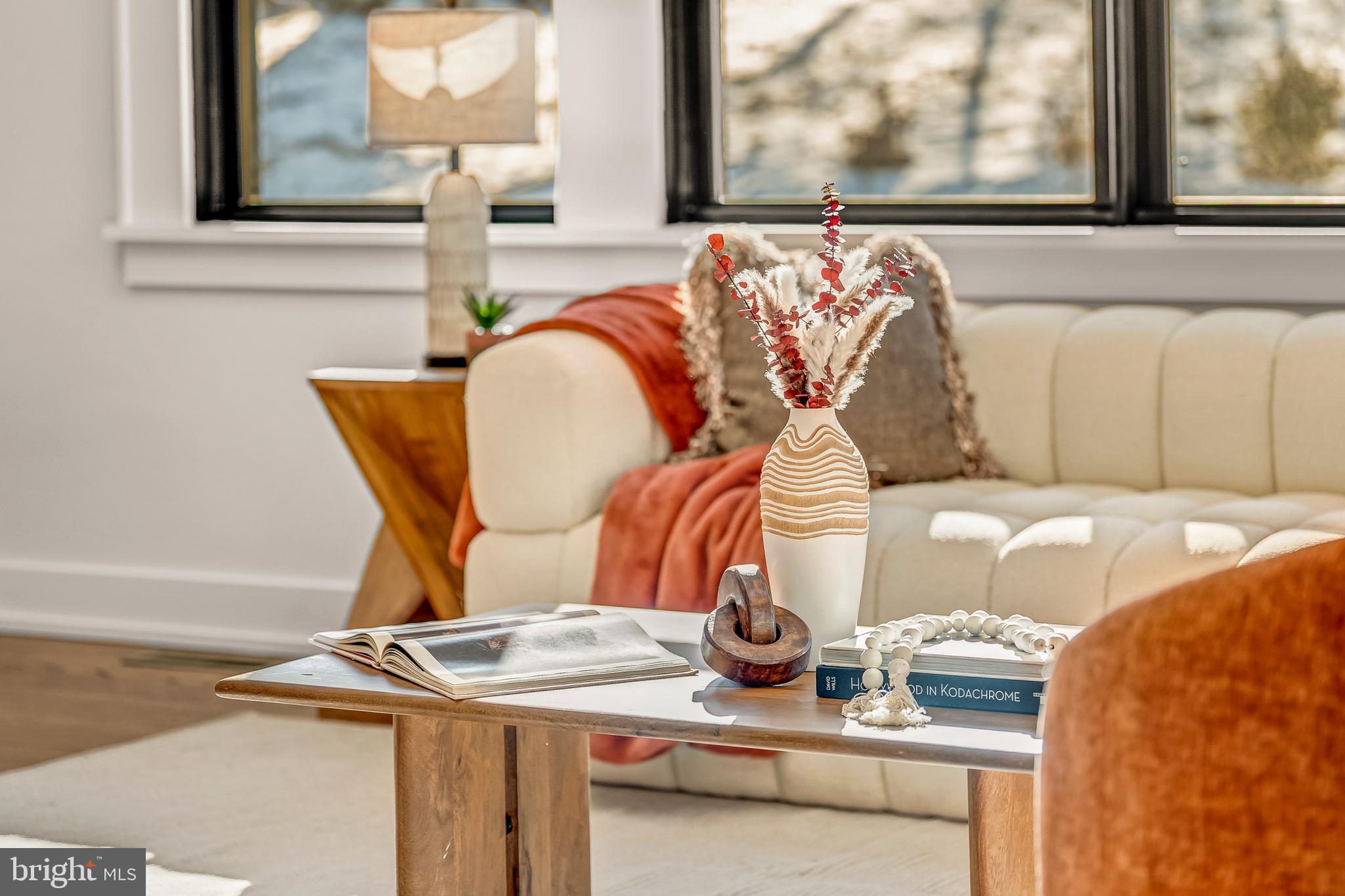 5921 Chesterbrook Road McLean, VA 22101 - Photo 18 of 76 Family Room