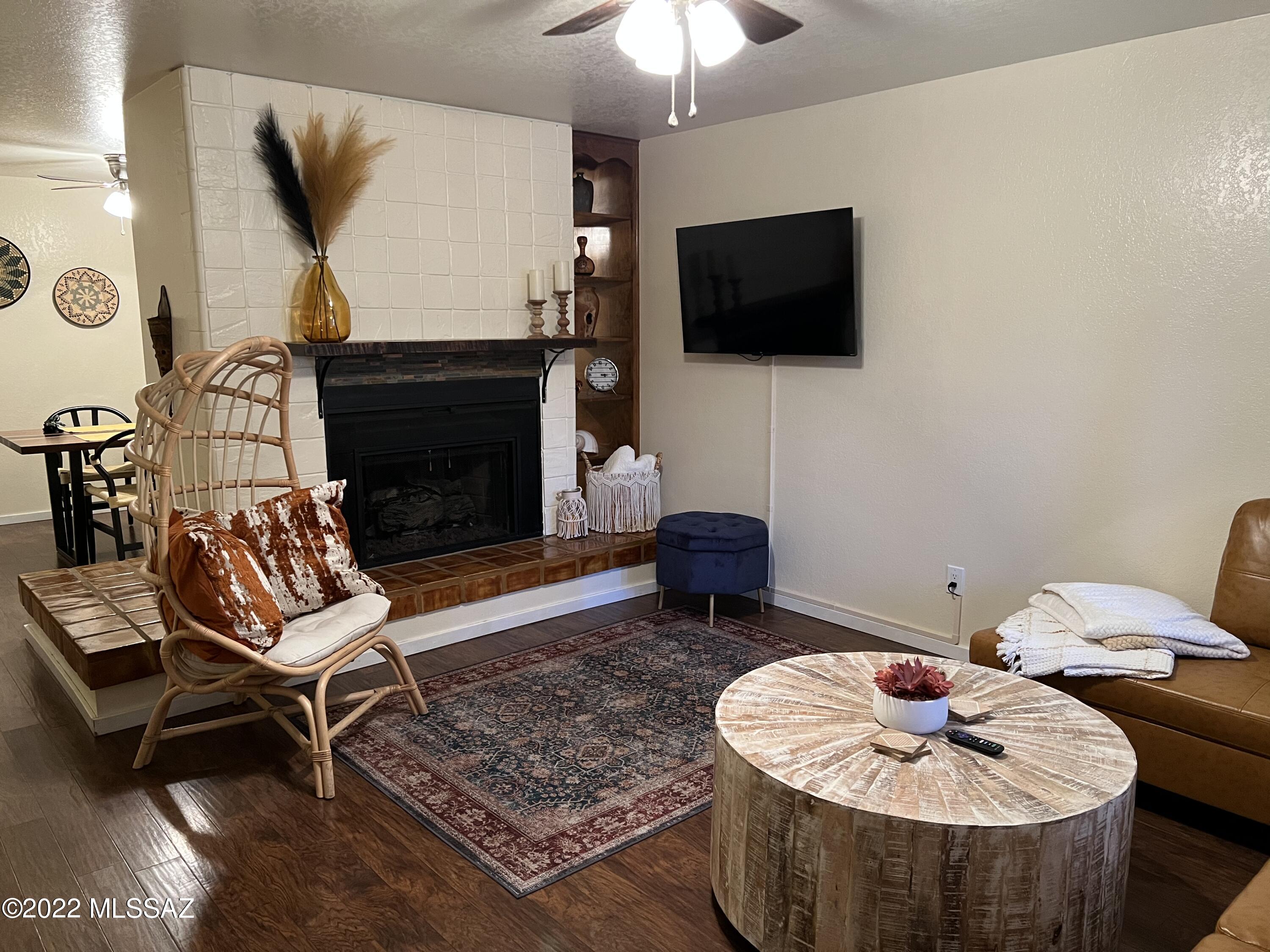 8255 North Oracle Road, Unit 105 Tucson, AZ 85704 - Photo 4 of 23