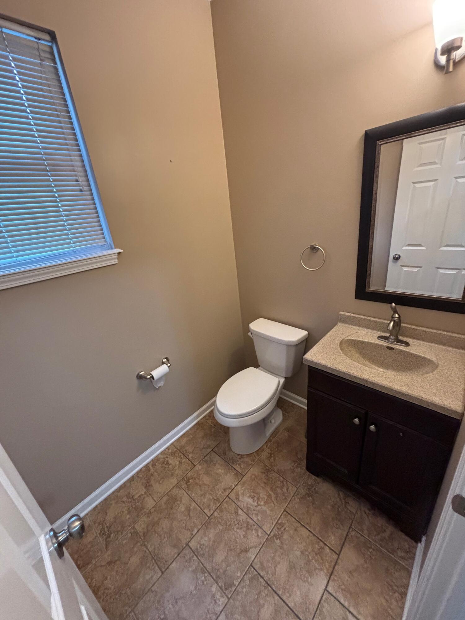 1302 Bobolink Road Valparaiso, IN 46383 - Photo 6 of 15 1500x2000