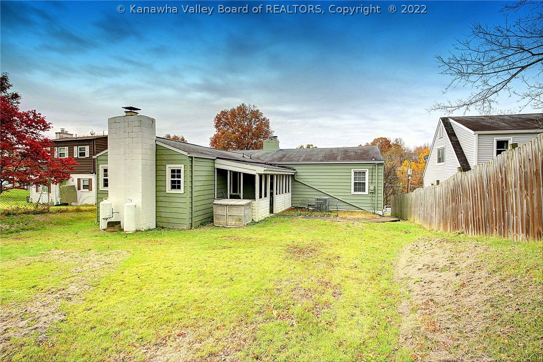 156 Dutch Road Charleston, WV 25302 - Photo 28 of 30 Gallery Image 28