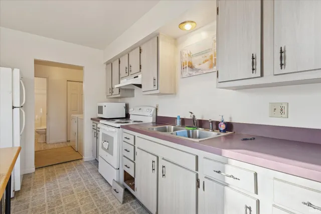 $104,900 | 310 West Maple Avenue, North Liberty, IN 46554