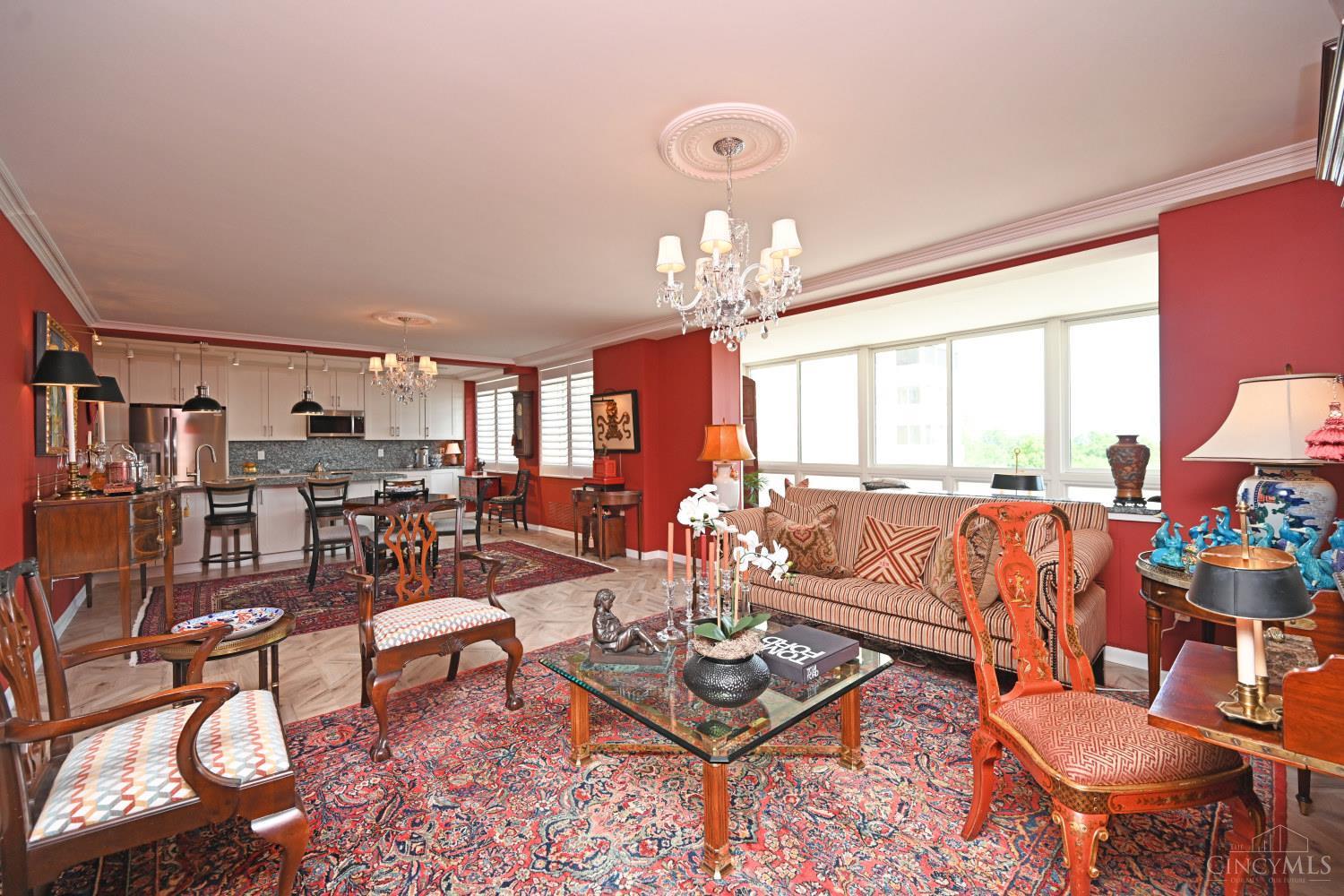 2444 Madison Road, Unit 301 Cincinnati, OH 45208 - Photo 12 of 46 Gallery Image 12