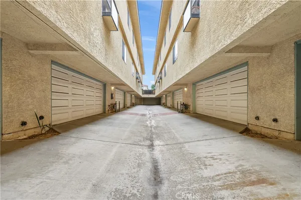 $699,900 | 25 Palmetto Drive, Unit E, Alhambra, CA 91801