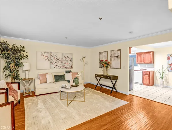 $699,900 | 25 Palmetto Drive, Unit E, Alhambra, CA 91801