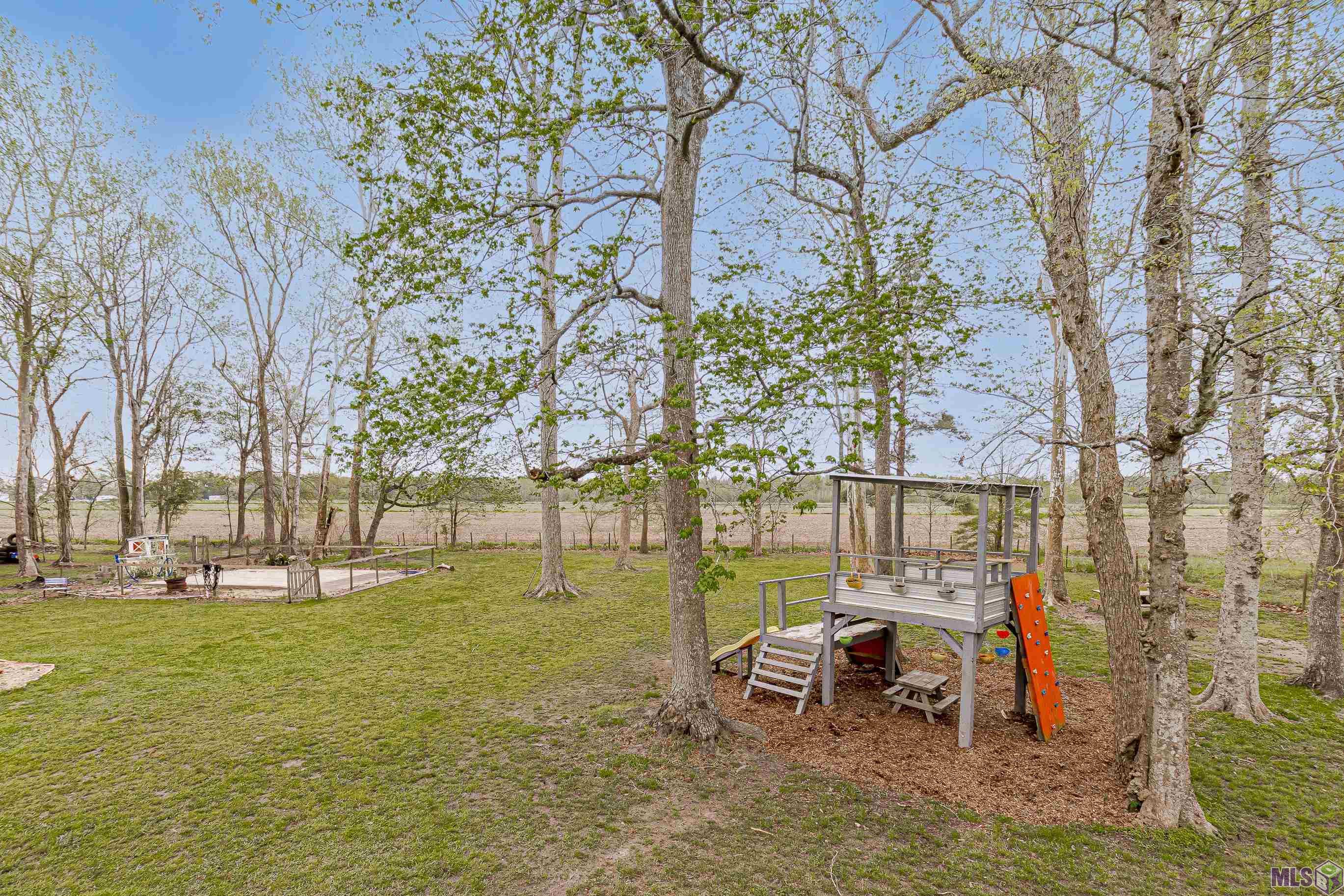 9072 Canezaro Road Maringouin, LA 70757 - Photo 8 of 22 Gallery Image 8