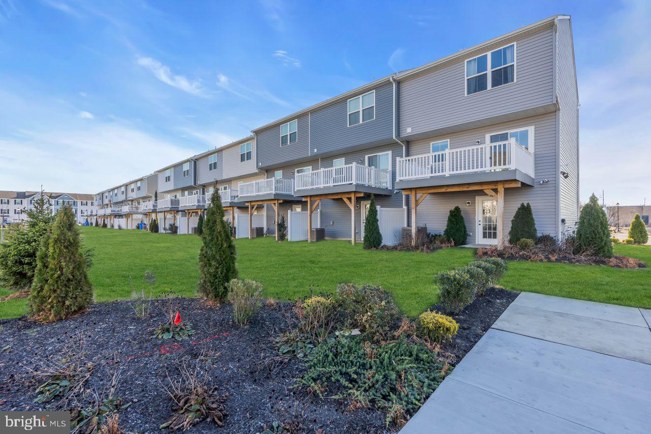 1 Wendowski Street Beverly, NJ 08010 - Photo 31 of 50 a view of a yard in front of a building