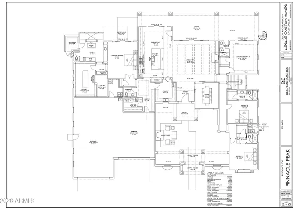 a black and white photo of a building