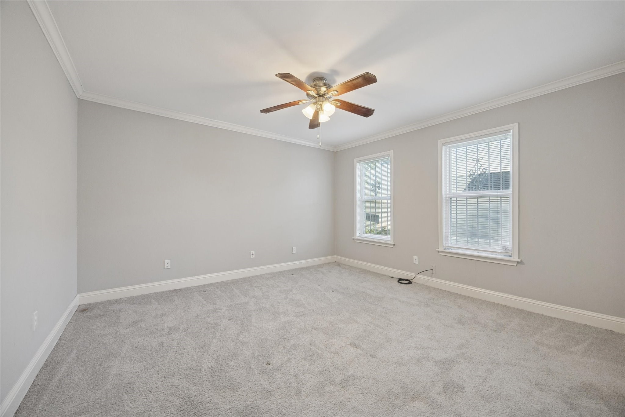 1531 Marshall Street, Unit 1 Houston, TX 77006 - Photo 11 of 19 You’ll have sweet dreams in this posh suite with soft natural light, fresh neutral finishes, and plush carpeting that creates a calm and comfortable retreat.