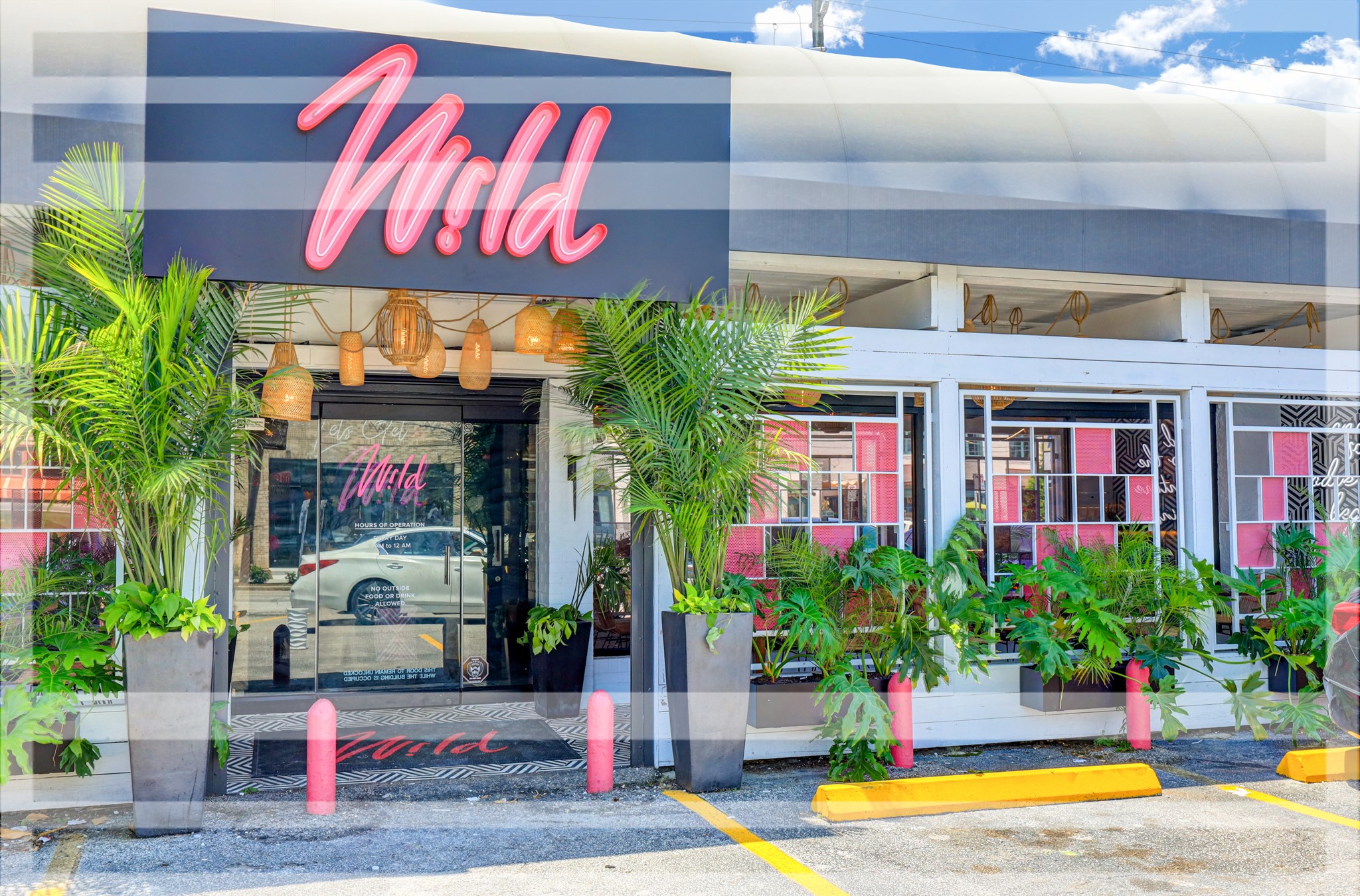 1531 Marshall Street, Unit 1 Houston, TX 77006 - Photo 17 of 19 Enjoy living just minutes from some of the best restaurants and hot spots in the city such as Wild!