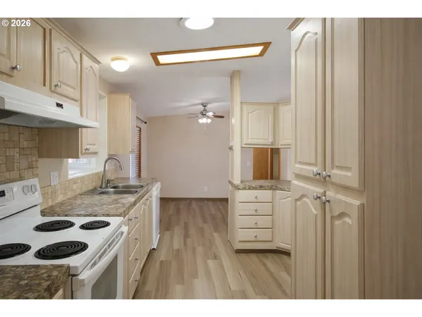 $119,900 | 16500 Southeast 1st Street, Unit 19, Vancouver, WA 98684