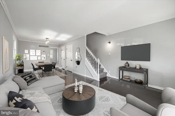 $2,595 | 725 Mt Vernon Avenue, Folsom, PA 19033