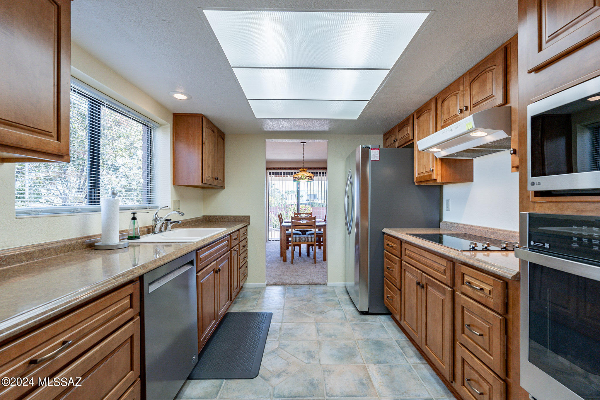 601 West Rio Moctezuma Green Valley, AZ 85614 - Photo 6 of 42 Gallery Image 6