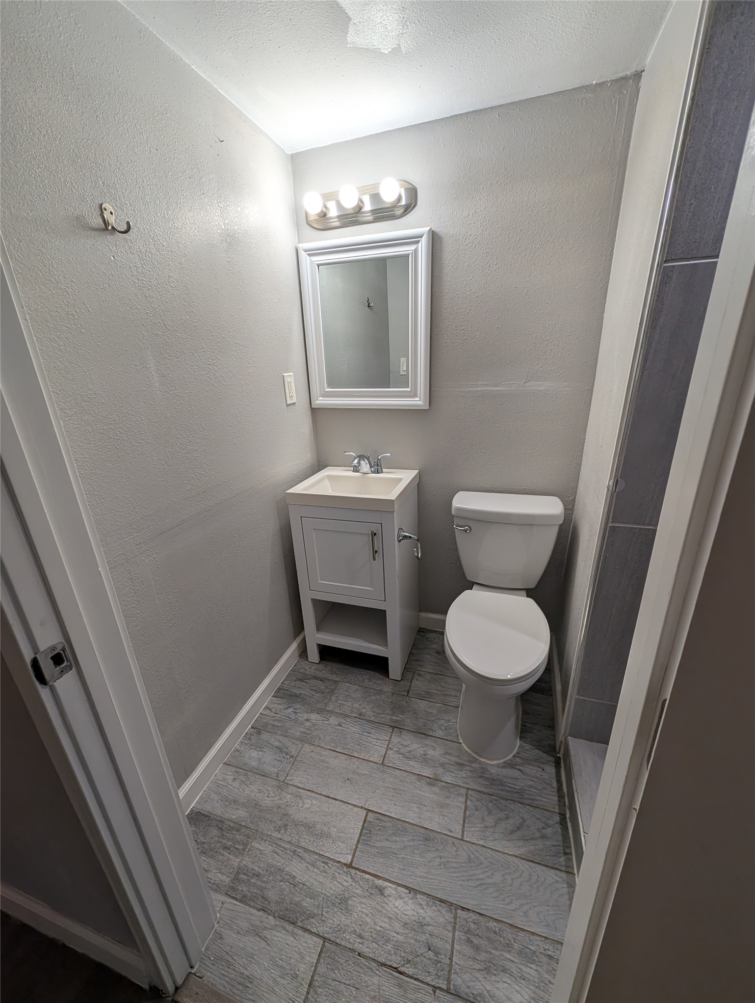 507 Enid Street, Unit A Houston, TX 77009 - Photo 5 of 7