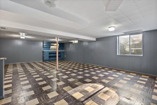 $324,900 | 2509 Saemann Avenue, Sheboygan, WI 53081