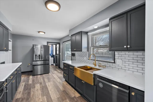 $324,900 | 2509 Saemann Avenue, Sheboygan, WI 53081