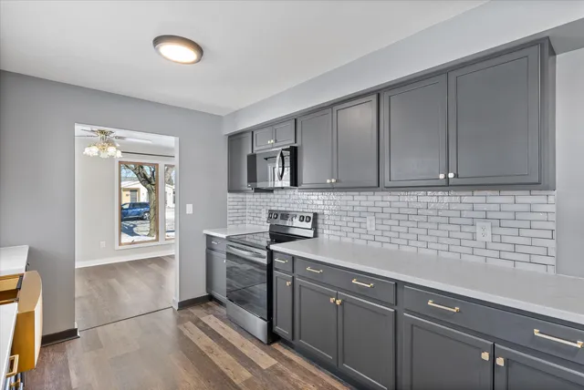 $324,900 | 2509 Saemann Avenue, Sheboygan, WI 53081