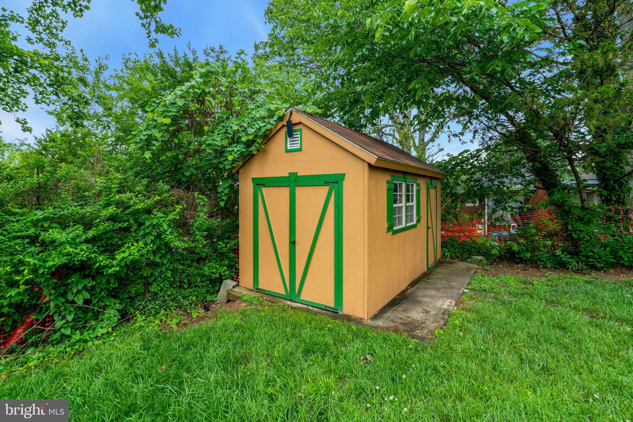 5910 Flanders Street Springfield, VA 22150 - Photo 36 of 40 Shed