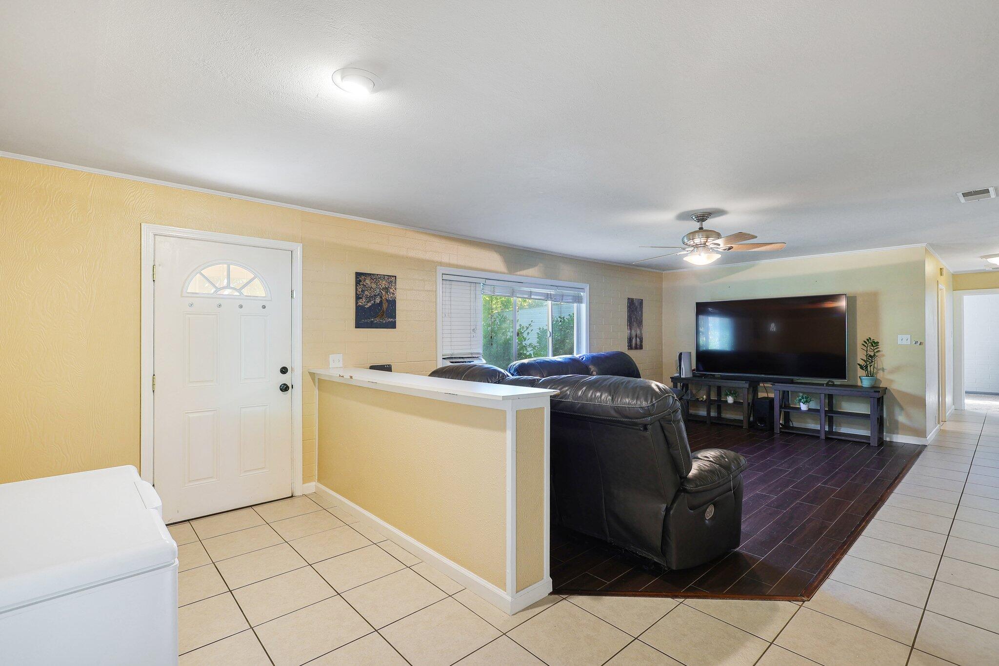 3324 Bardick Road Anderson, CA 96007 - Photo 7 of 27 3-web-or-mls-LZ0A0025