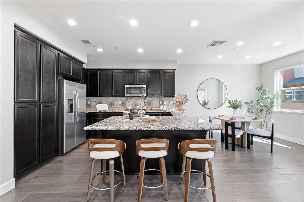 2951 Via Roma Place, Unit 36 Santa Clara, CA 95051 - Photo 11 of 61 Gallery Image 11