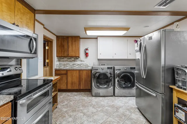 $750,000 | 3630 Progressive Road, Wapato, WA 98951