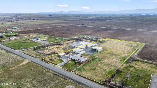 $750,000 | 3630 Progressive Road, Wapato, WA 98951