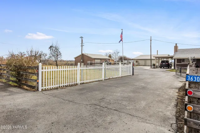$750,000 | 3630 Progressive Road, Wapato, WA 98951