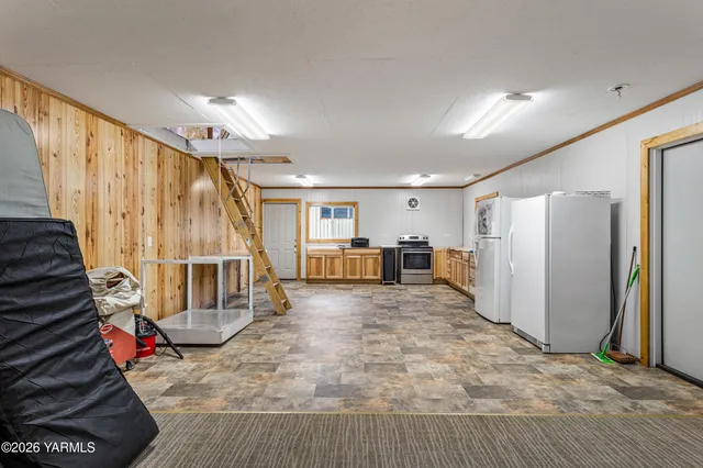 $750,000 | 3630 Progressive Road, Wapato, WA 98951