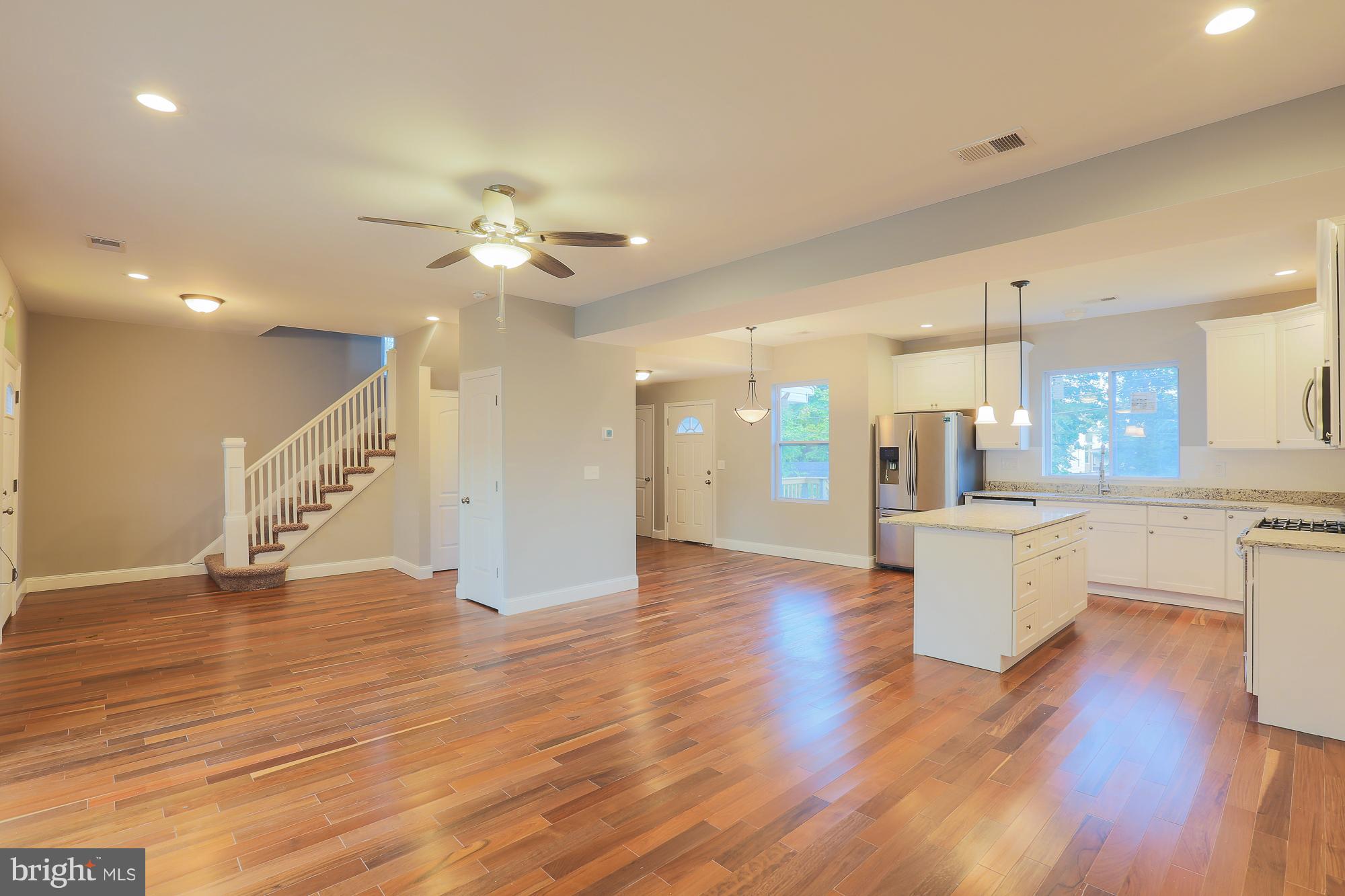 4216 Ridgewood Avenue Baltimore, MD 21215 - Photo 3 of 29 Spacious kitchen