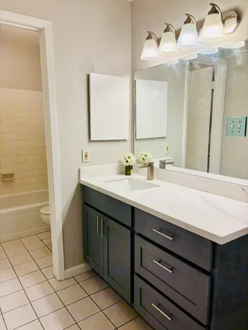 $2,000 | 2403 Chimneystone Circle, Sugar Land, TX 77479