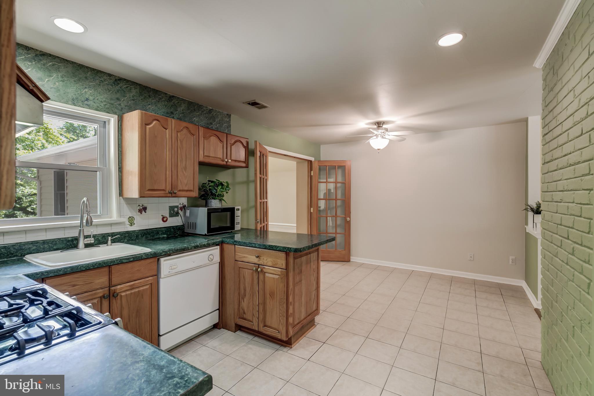 7116 Catlett Street Springfield, VA 22151 - Photo 16 of 57 Gallery Image 16