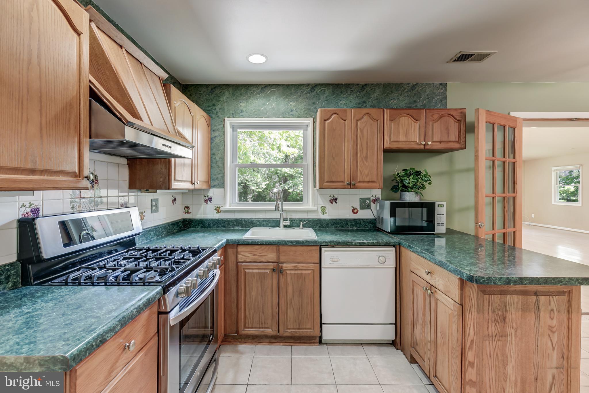 7116 Catlett Street Springfield, VA 22151 - Photo 18 of 57 Gallery Image 18
