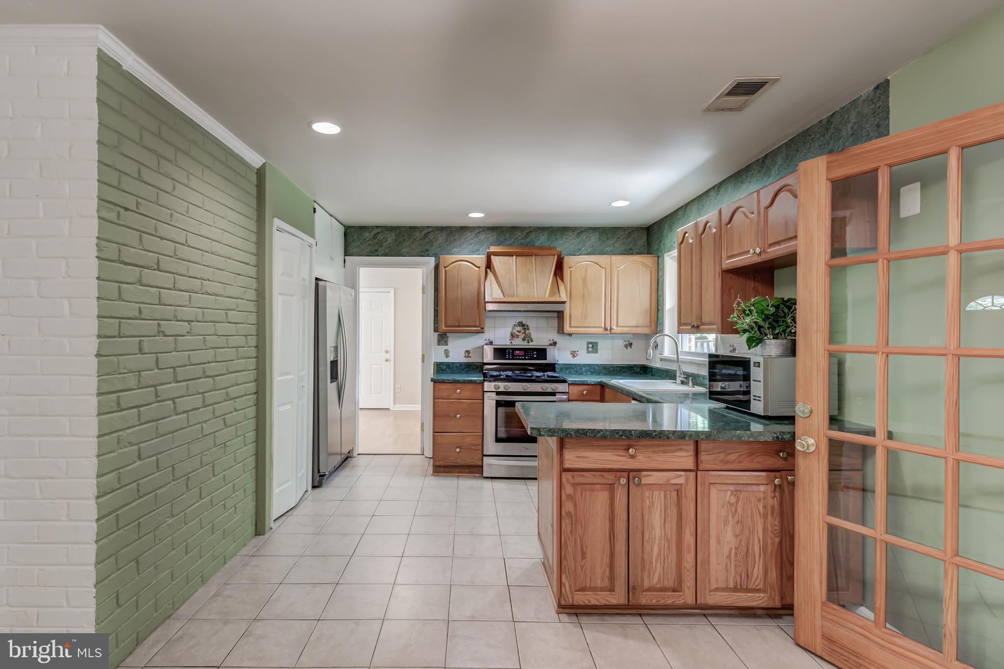 7116 Catlett Street Springfield, VA 22151 - Photo 23 of 57 Gallery Image 23