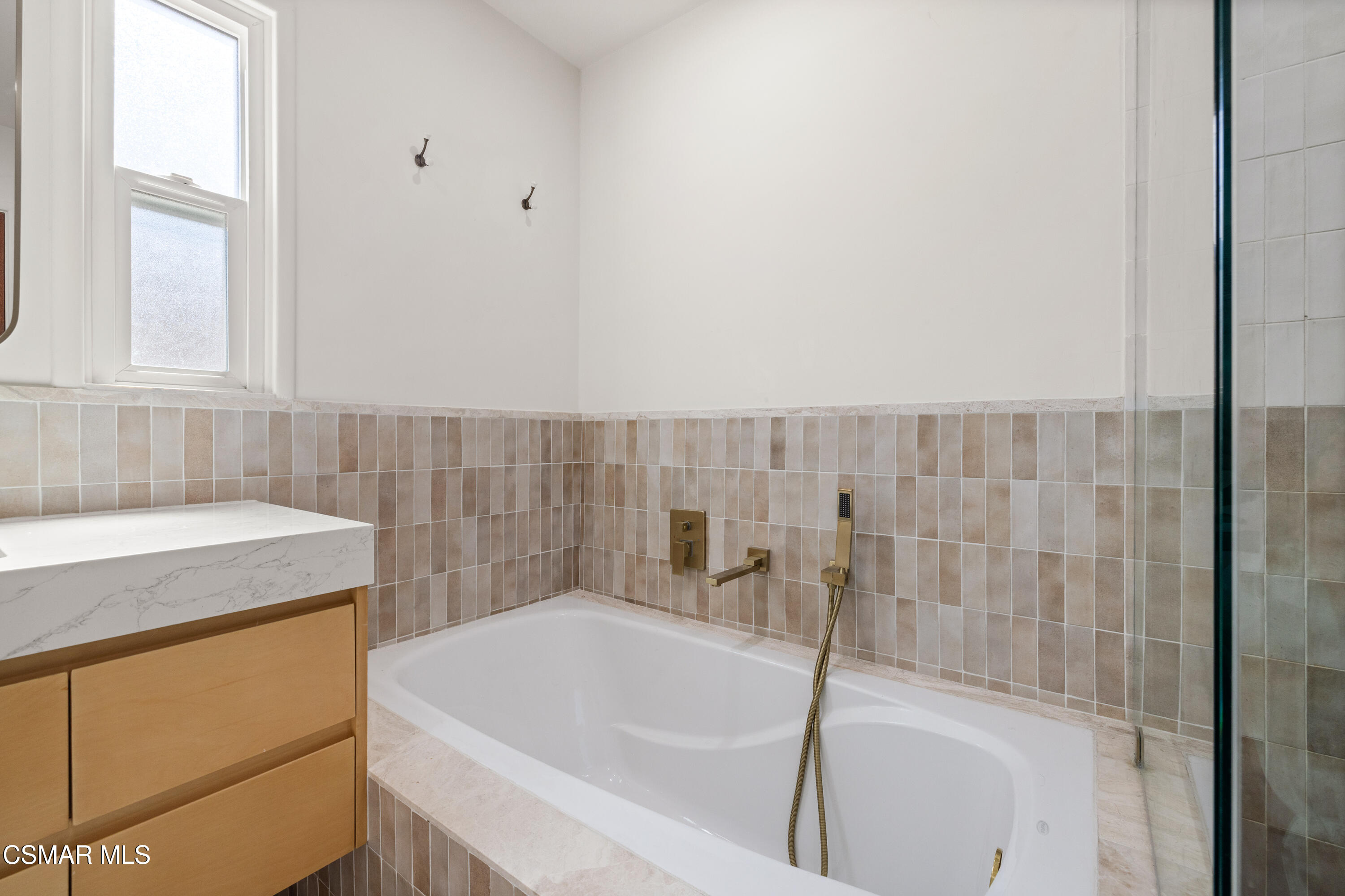 60 Grandview Circle Camarillo, CA 93010 - Photo 20 of 38 Grandview20