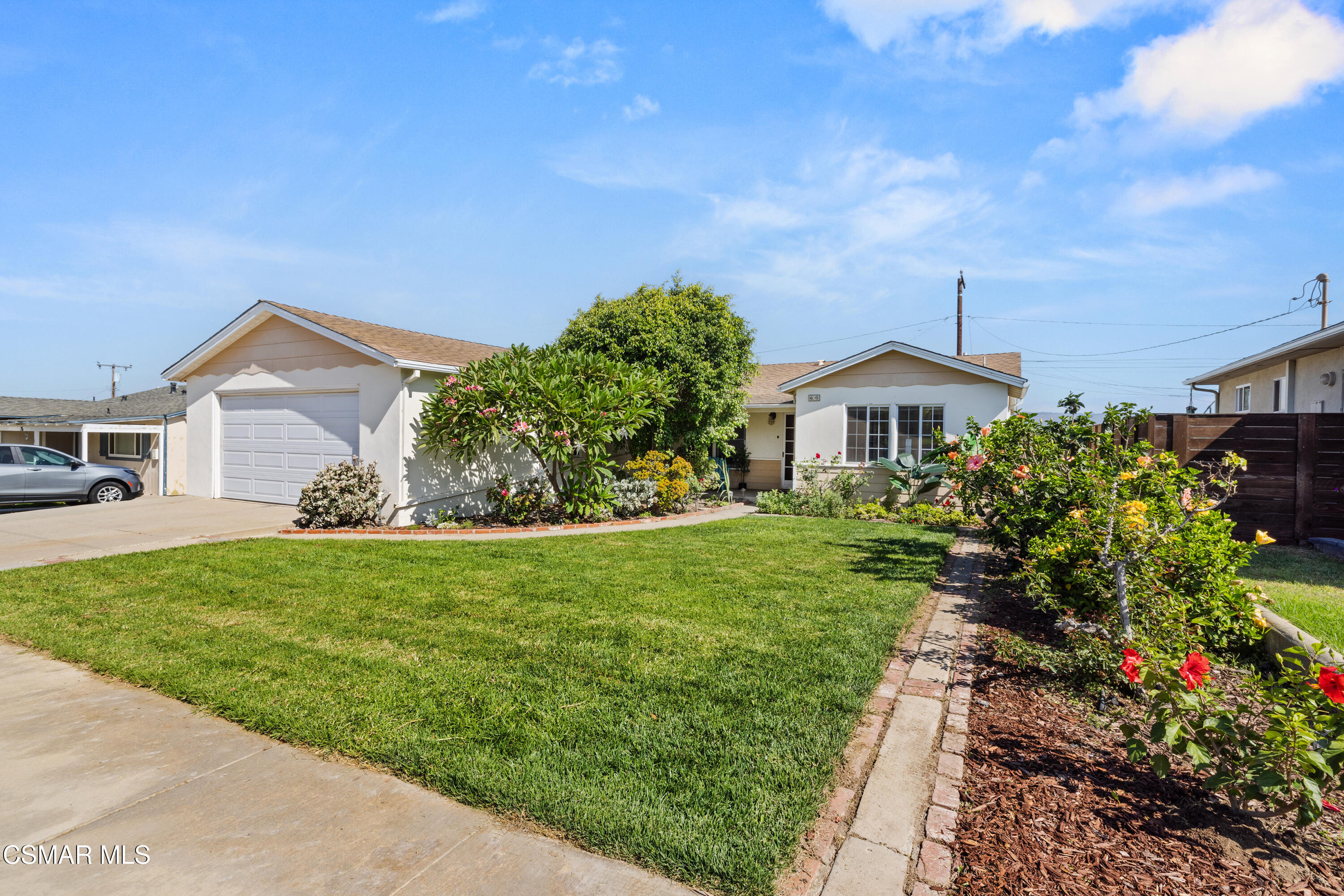 60 Grandview Circle Camarillo, CA 93010 - Photo 2 of 38 Grandview2
