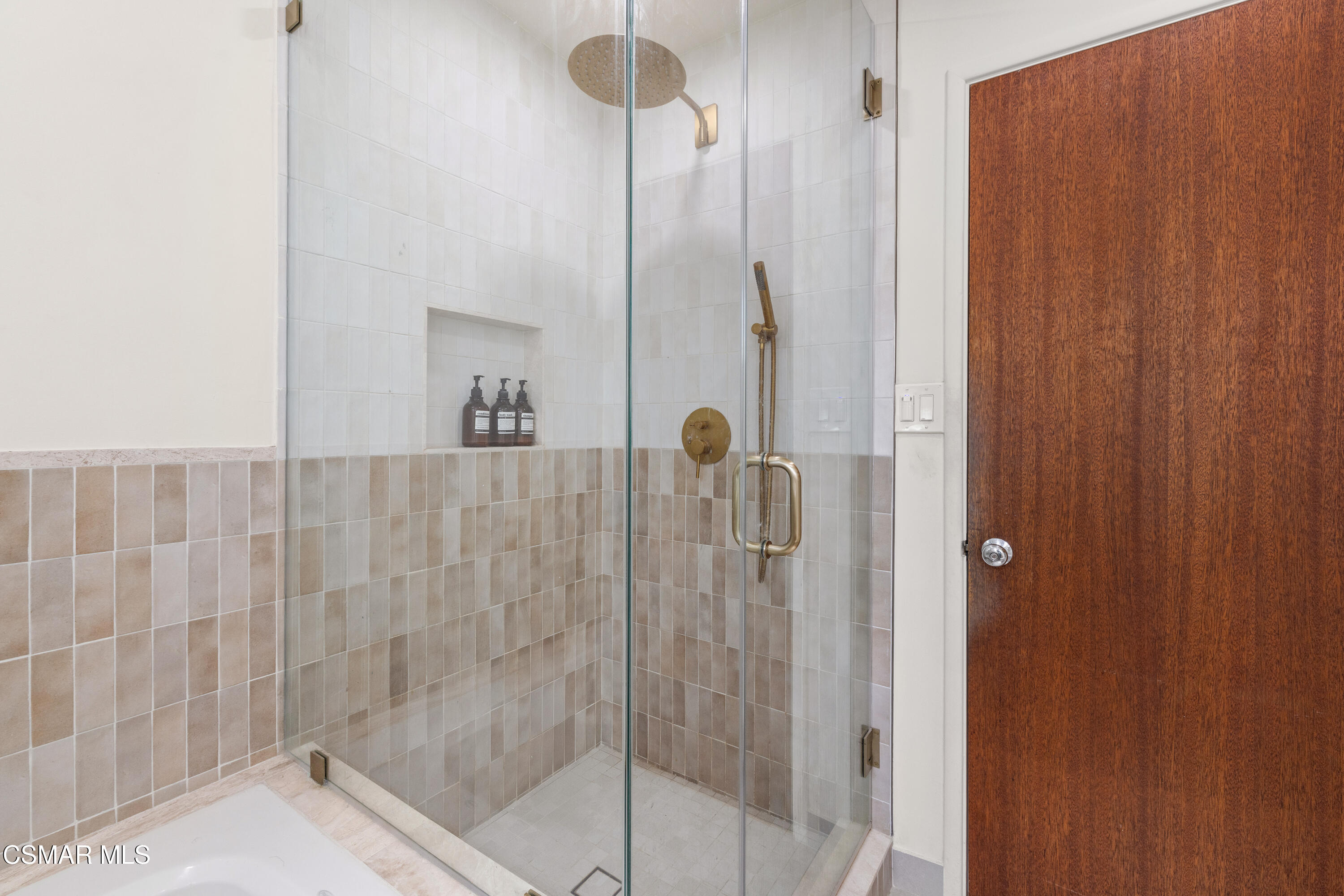 60 Grandview Circle Camarillo, CA 93010 - Photo 21 of 38 Grandview21