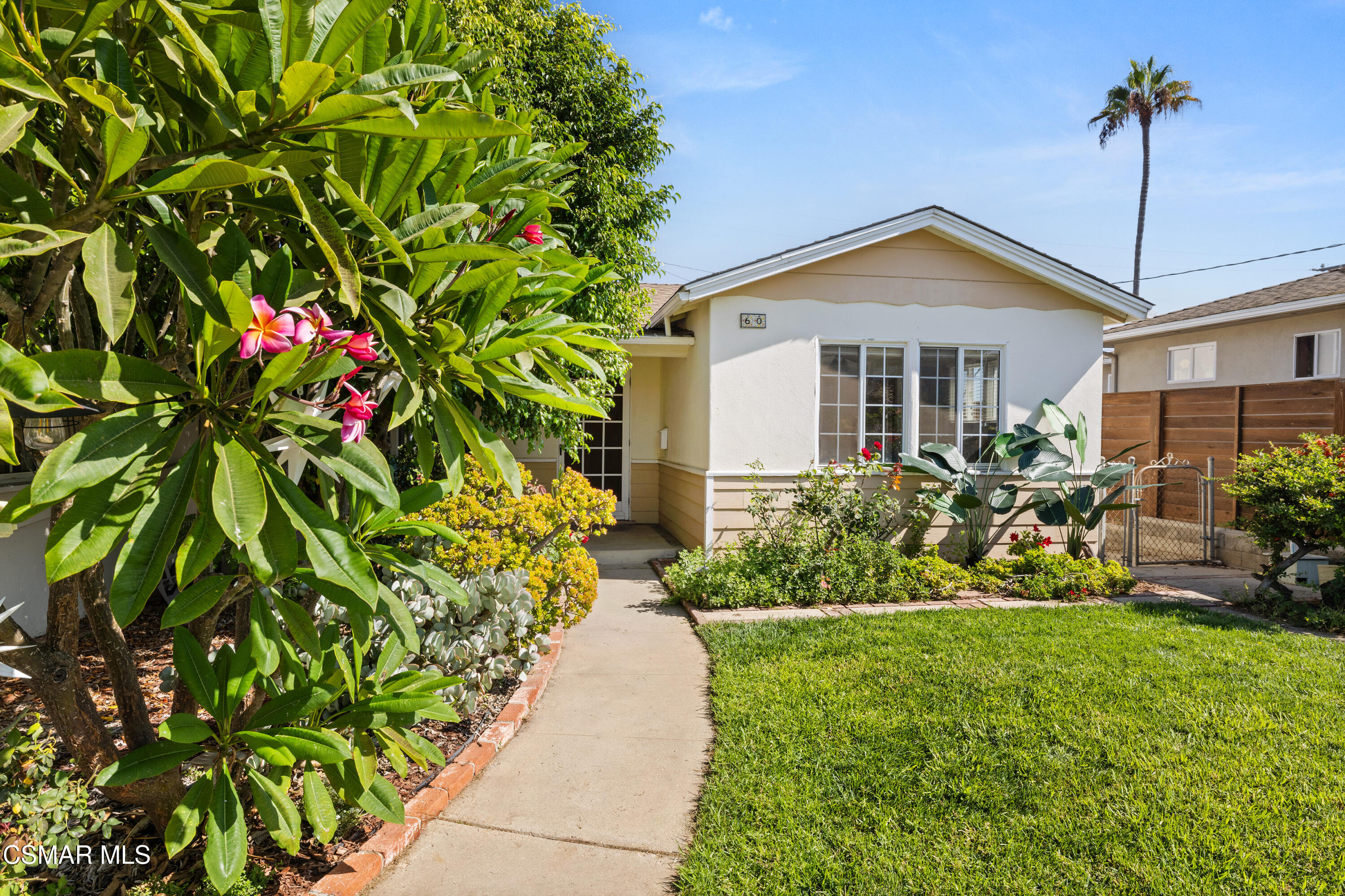 60 Grandview Circle Camarillo, CA 93010 - Photo 3 of 38 Grandview3