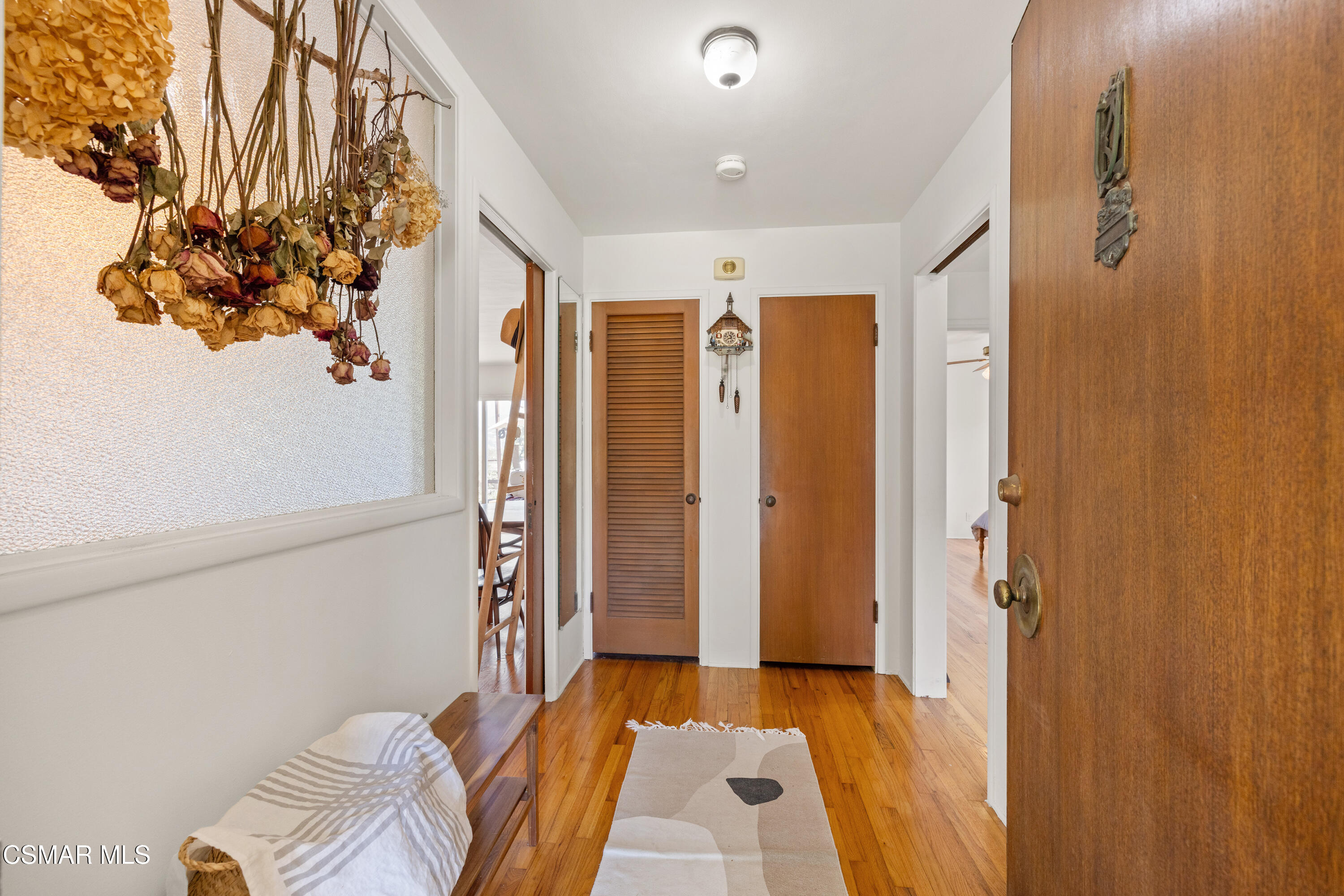 60 Grandview Circle Camarillo, CA 93010 - Photo 5 of 38 Grandview5