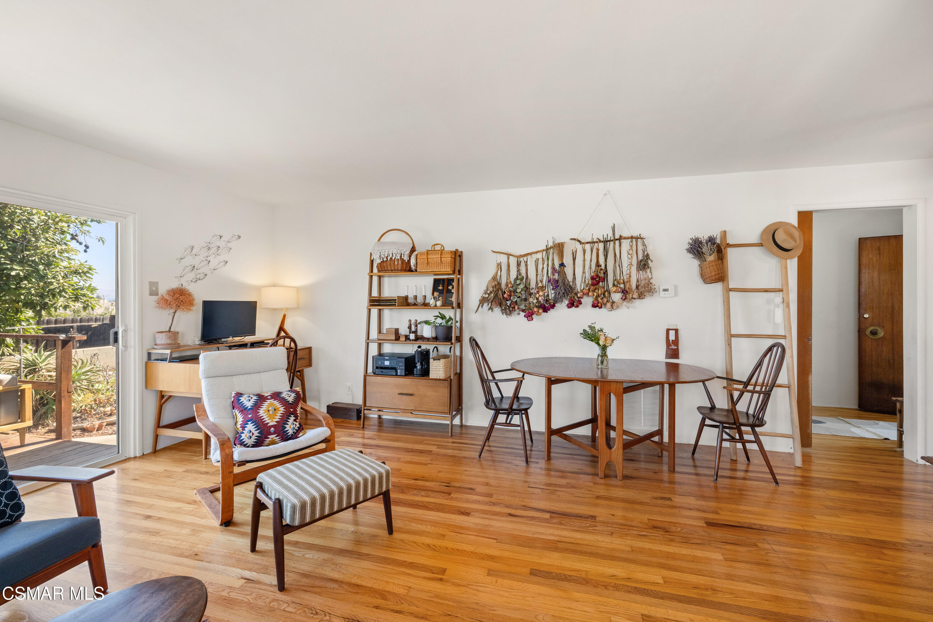 60 Grandview Circle Camarillo, CA 93010 - Photo 10 of 38 Grandview10