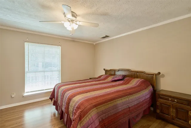 $369,900 | 10289 Crescent Drive, Montgomery, TX 77316