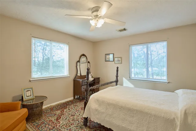 $369,900 | 10289 Crescent Drive, Montgomery, TX 77316