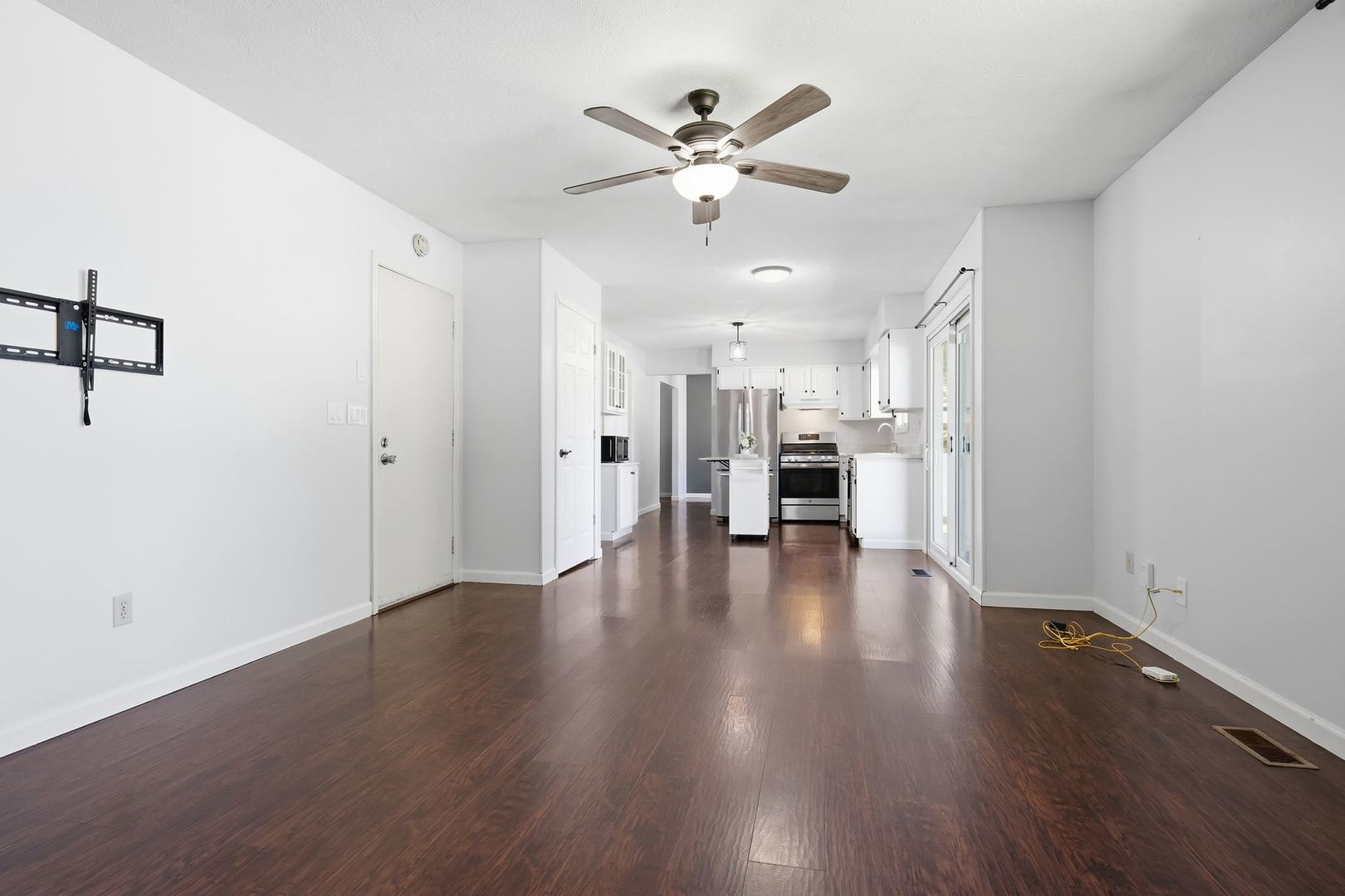 109 Highpoint Road Normal, IL 61761 - Photo 12 of 31