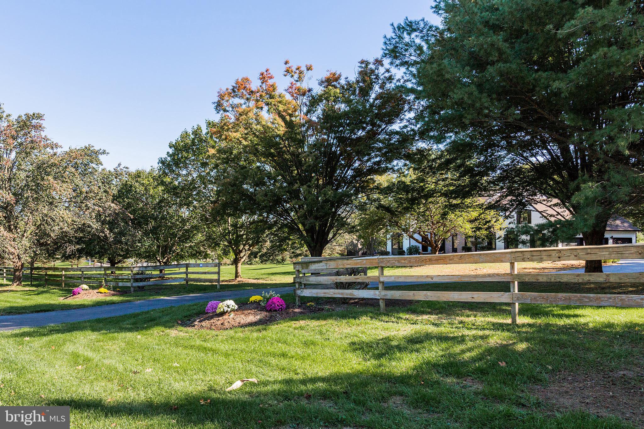 2445 Water Valley Road Lancaster, PA 17603 - Photo 13 of 108