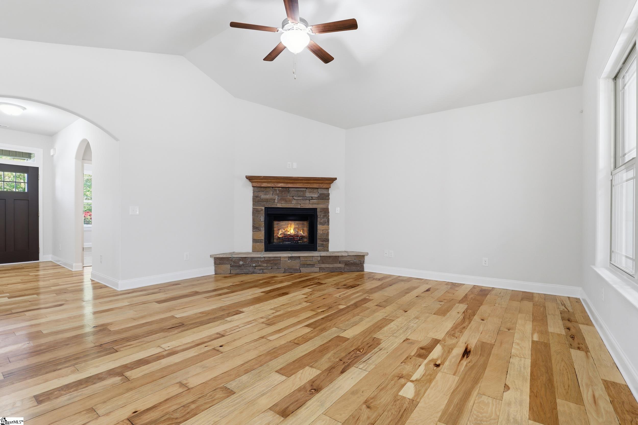 75 Rising Meadow Lane Taylors, SC 29687 - Photo 3 of 31