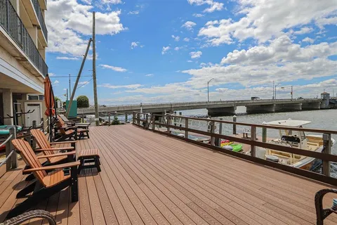 $650,000 | 9511 Sunset Drive, Unit 401, Stone Harbor, NJ 08247